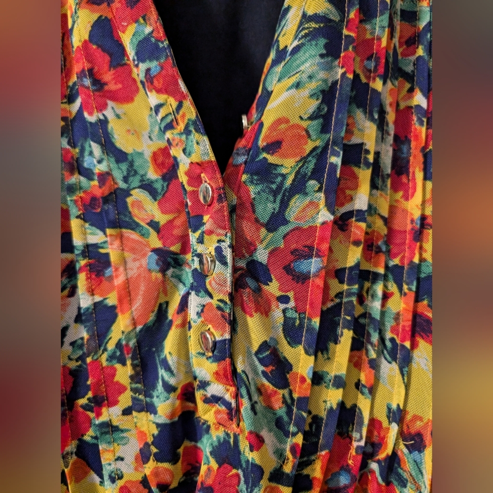 Roz & Ali Floral V-Neck Button Front Blouse - Yellow Multi - Picture 3 of 4